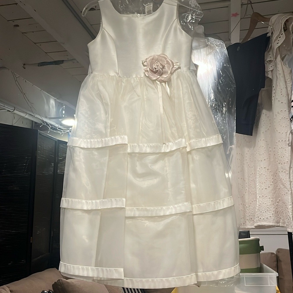 Jayne Copeland flower girls dresses